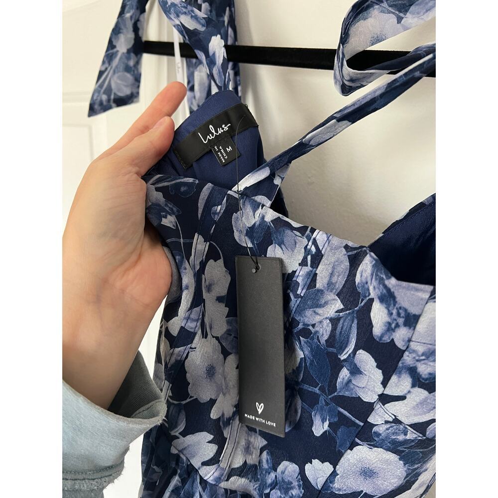 NWT Lulus Pleated Blue Floral Gown - Picture 6 of 8